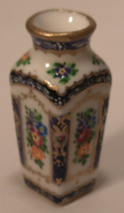 St.George Square Vase by Christopher Whitford