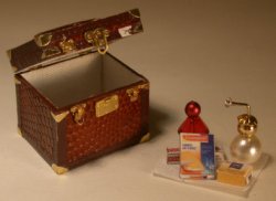 Brown Lizard w/Leather Trim Perfume Train Case by Jose Gomez