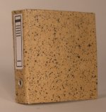 Binder Brown Filled by Tine Krijnen