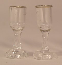 Plastic Wine Glasses Gold Trim Set of 4 by Barb