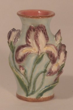 Vase Iris by Dominique Levy
