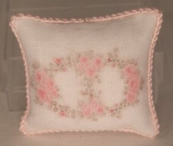 Pillow #1 by Syreeta's Miniatures