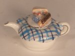 Teatime Teapot by Sally Meekins