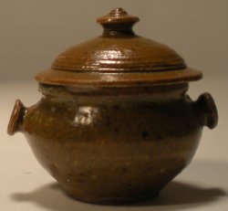 Tureen #110 Brown by Elisabeth Causeret