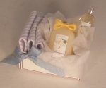 Crabtree & Evelyn Gift Box #12 by Syreeta's Miniatures
