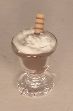 Chocolate Mouse w/Parlines by Carolyn McVicker
