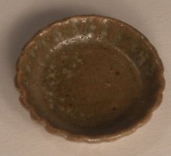 Fluted Pie Plate Brown #60 by Elisabeth Causeret