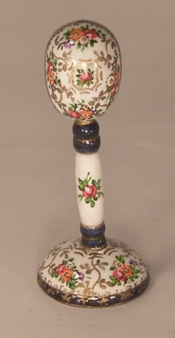 Hat Stand Madam Pompadour by Christopher Whitford