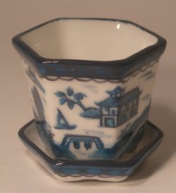 Blue Canton Flower Pot Large by Christopher Whitford