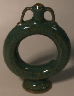 Pottery #S7 Green by Elisabeth Causeret