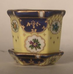 Victorian Net Flower Pot Medium by Christopher Whitford