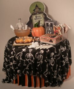 Halloween Table Black by Lorraine Scuderi