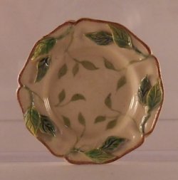 Ivy Plate by Dominique Levy