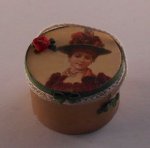 Hat Box 14-1 by Silvia Leiner