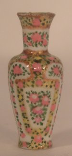 Medellion Vase by Amanda Skinner