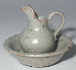 Pottery #17 Grey Pitcher & Bowl by Elisabeth Causeret