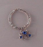Necklace 15-2 by Ursula Stumer