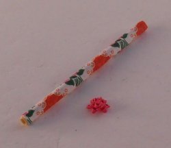 Wrapping Paper w/Bow #4 by Tanaka Reiko