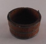 Round Tub #2 by Artura Servin