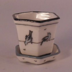 Florence Flower Pot Large by Christopher Whitford