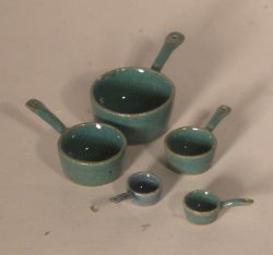 Set of 4 Pots Green by Elisabeth Causeret