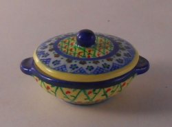 Polish Pattern Martyna Round Vegetable by Christopher Whitford