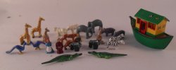 Noah's Ark #2 by Minnie Maria