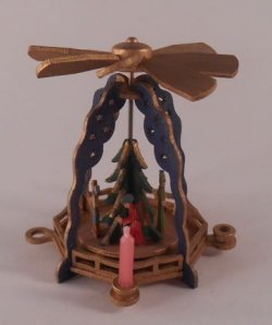 Pyrmid Nativity by Erzgebirgische Miniaturen