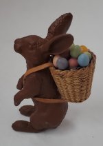 Bunny w/Eggs by Janny Warnaar