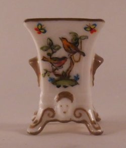 Rothchild Bird Ceche Pot by Christopher Whitford