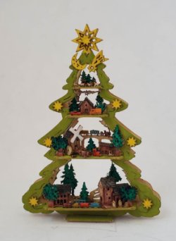 Tree Shelf Display #4 by Erzgebirgische Miniaturen