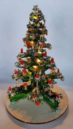 Lighted Christmas Tree Red Candles by Erzgebirgische Miniaturen