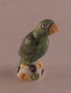 Parrot w/Yellow Beek by Henny Staring-Egberts