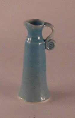 Pitcher P39-1 by Elisabeth Causeret