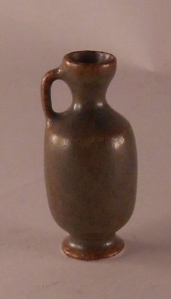 Porcelain Pitcher P40F by Elisabeth Causeret