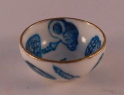 Sea Island Serving Bowl by Christopher Whitford