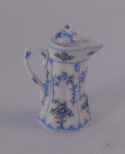 Danish Classic Chocolate Pot by Christopher Whitford