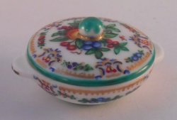 Duke of Gloucester Round Vegetable by Christopher Whitford