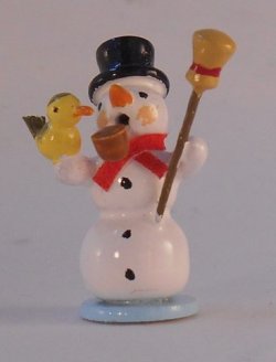 Smoker Snowman by Erzgebirgische Miniaturen