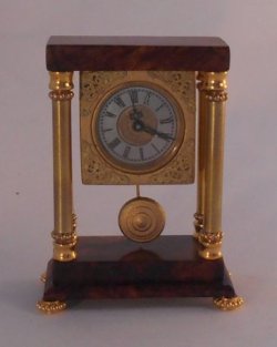 Obsidian Clock by Hermann Straeten