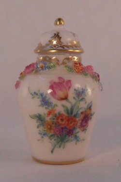 Temple Jar Flower Relief by Miyuki Nagashima