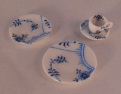 Danish Modern Place Setting by Christopher Whitford