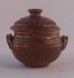 Tureen Brown #151 by Elisabeth Causeret