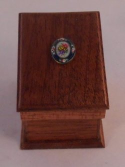 Plate Presentation Box Caroline by Christopher Whitford