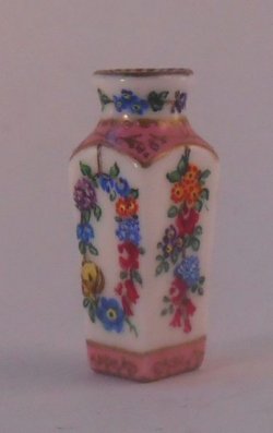Valaria Square Vase by Christopher Whitford