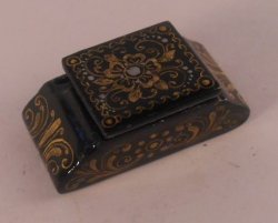 Lacquer Box Gold Leaf #1 by Alexander International