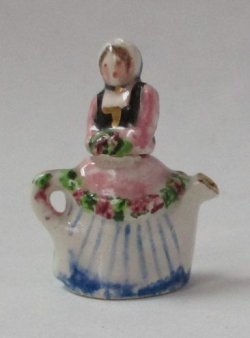 Meissen Lady Teapot by Valerie Casson