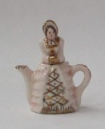 Chelsea Lady Light 1Pink Teapot by Valerie Casson
