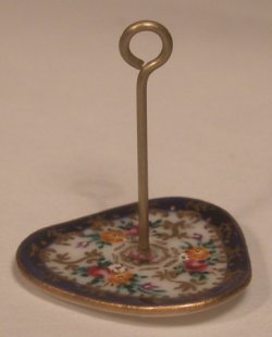 Madam Pompadour Single Tidbit by Christopher Whitford