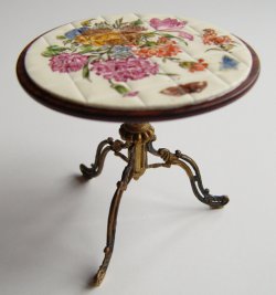Table "Summer" by Tiny Ceramics